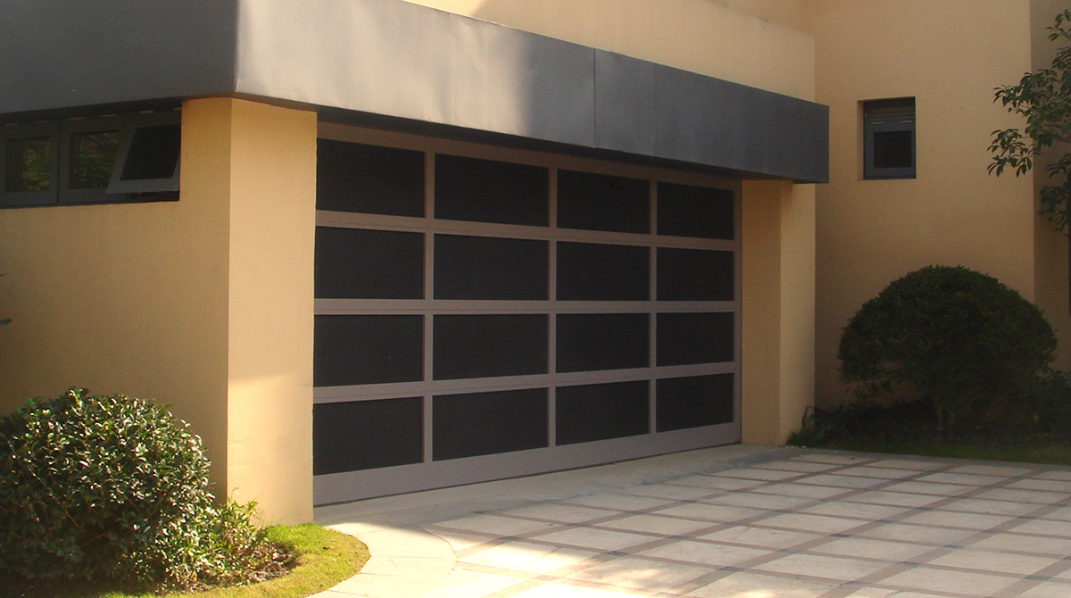 garage-doors-glass